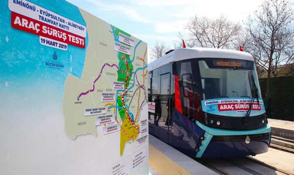 CHP’li Ekrem İmamoğlu yine yapılmışı taklit etti! 20 ay önce gerçekleşen test sürüşünü tekrarladı