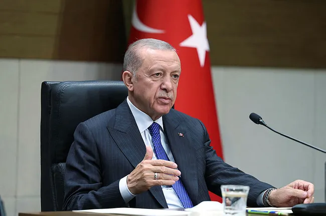 a-haber-muhabiri-sordu-baskan-erdogan-cevapladi-suriye-ile-normallesme-sureci-nasil-isleyecek-1689592422878.jpg A Haber muhabiri sordu Başkan Erdoğan cevapladı! Suriye ile normalleşme süreci nasıl işleyecek? - 1