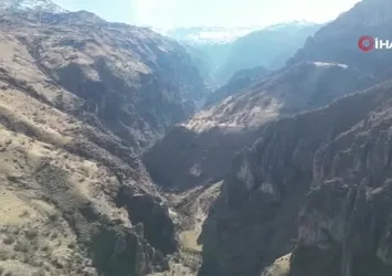 Şırnak'ta peri bacalarını andıran bölge