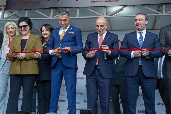 cumhur-ittifaki-ankara-adayi-turgut-altinoktan-sahte-anket-uyarisi-inanmayin-1708884094321.jpeg Cumhur İttifakı Ankara Adayı Turgut Altınok'tan uyarı: Sosyal medya anketlerine inanmayın | "Gerçek anketler 'Altınok' diyor" - 1