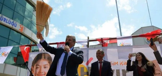 Balbay’dan süpürgeli referandum çalışması