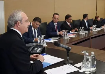 CHP'de olağanüstü Yenikapı toplantısı