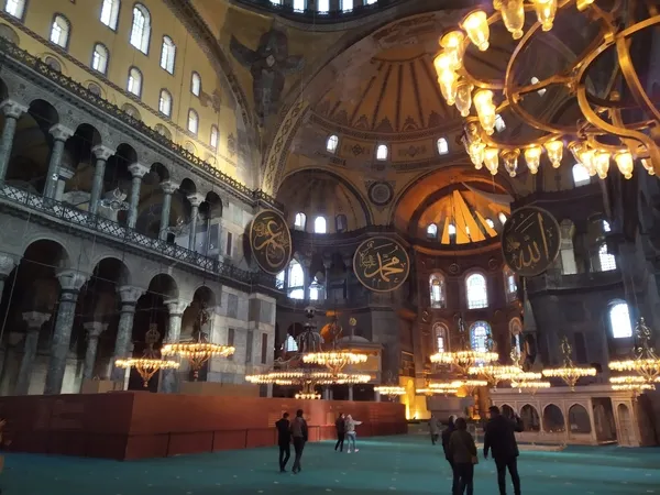 Ayasofya’da dev iskele 7 yıl sonra kaldırıldı | 'Serafim Melekleri' de yıllar sonra göründü - 5