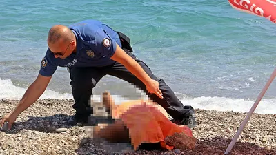 Denize girer girmez boğuldu