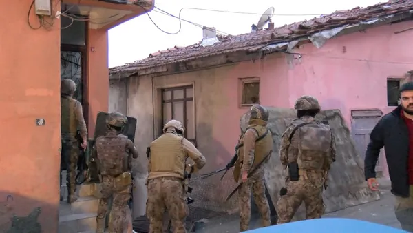 İstanbul'da uyuşturucu tacirlerine şafak operasyonu - 2