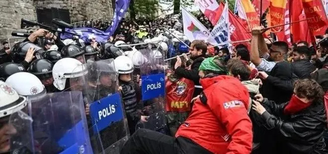 İşçi değil provokatör! 1 Mayıs gösterilerinde polise tekme atan kişi CHP’li trol ’Basel’ çıktı! | Saldırıya parti otobüsüyle mi gitti?