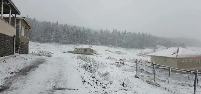 Ankara’ya ilk kar düştü