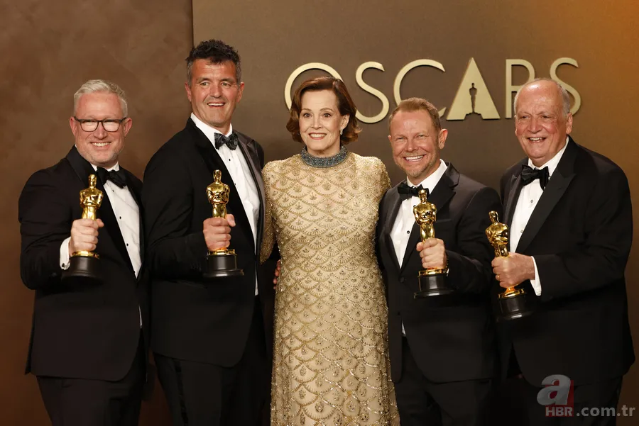 Oscar'da Filistin rüzgarı! İşte Epstein ve Trump'tan Putin'e geceye damga vuran anlar 16