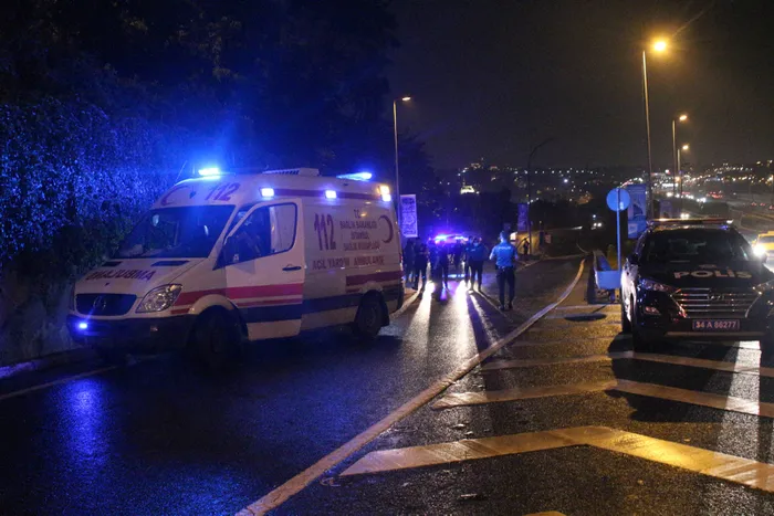 Son dakika: İstanbul Beyoğlu'nda sağlık çalışanlarına bıçaklı saldırı - 4