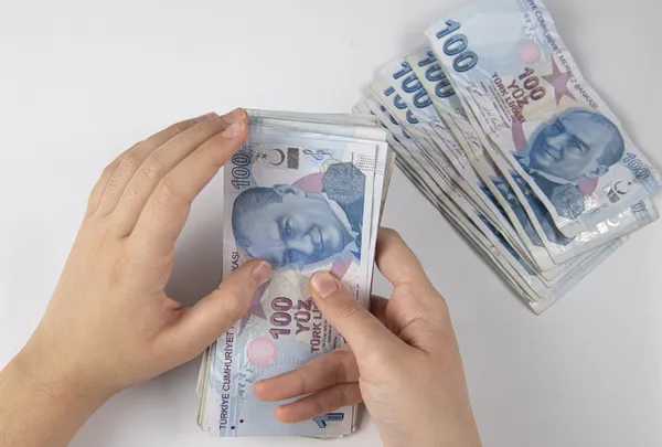 5 BİN TL İKRAMİYE GÜNLERİ: Çalışan ve çiftçi emeklilerine ikramiye ne zaman ödenecek? 5000 TL ikramiye ne zaman yatacak?