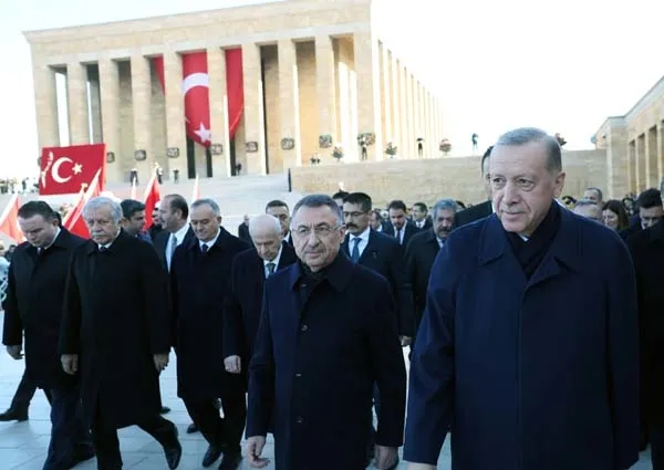 Son dakika: Büyük Önder Gazi Mustafa Kemal Atatürk'ün ebediyete intikalinin 84'üncü yılı! Başkan Erdoğan ve devlet erkanı Anıtkabir'de - 4