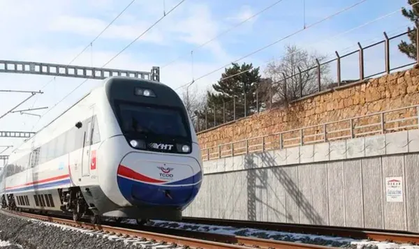 Ulaştırma ve Altyapı Bakanı Adil Karaismailoğlu Ankara-Sivas hızlı tren hattı için tarih verdi! 12 saatten 2 saate düşecek