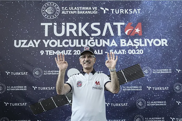 Türksat 6A için geri sayım başladı! Bakan Uraloğlu: 70 dakikada yörüngesine ulaşacak