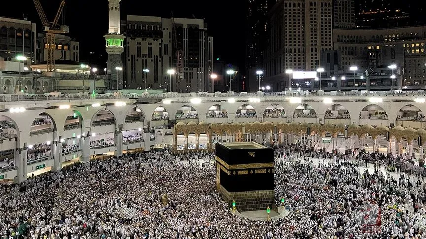 Diyanet umre fiyat listesi: Umre fiyatları ne kadar oldu? 2019-2020 umre kayıtları başladı! 16