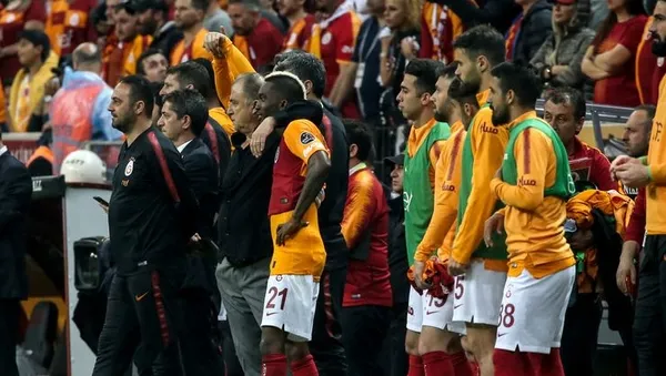 Son dakika: Galatasaray Henry Onyekuru transferini resmen açıkladı!