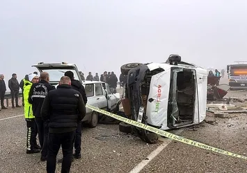 Kırşehir'de katliam gibi kaza! Ölü ve yaralılar var
