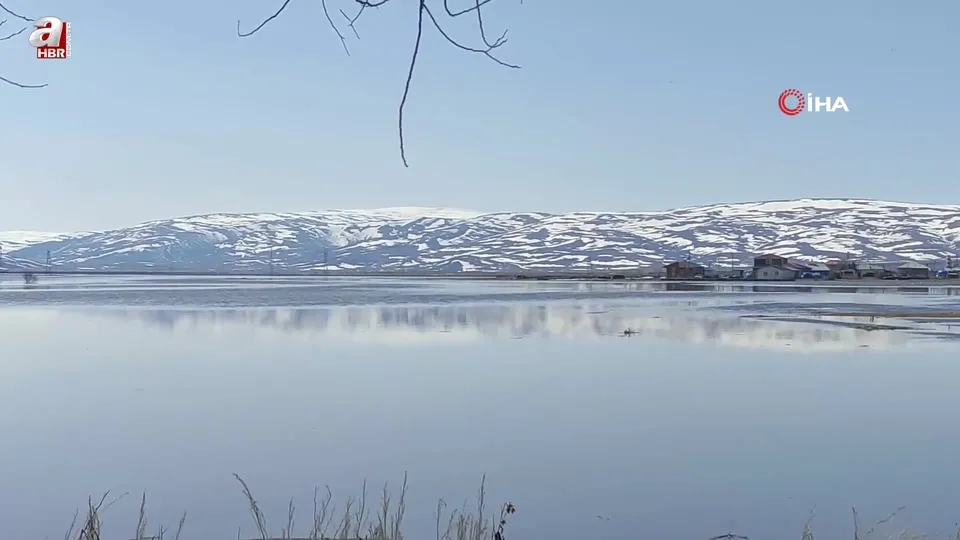 Ardahan’da dağların zirvesi beyaza büründü