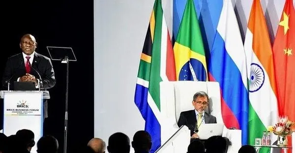 1692880425572.jpeg BRICS'e 6 yeni davet! ABD dolarının gücünü kıracak adım - 1