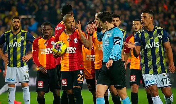 halil-umut-meler-3-kez-fenerbahce-galatasaray-derbisi-yonetecek-iste-melerin-derbi-karnesi-1673162167634.jpg Halil Umut Meler 3. kez Fenerbahçe-Galatasaray derbisi yönetecek! İşte Meler'in derbi karnesi - 4