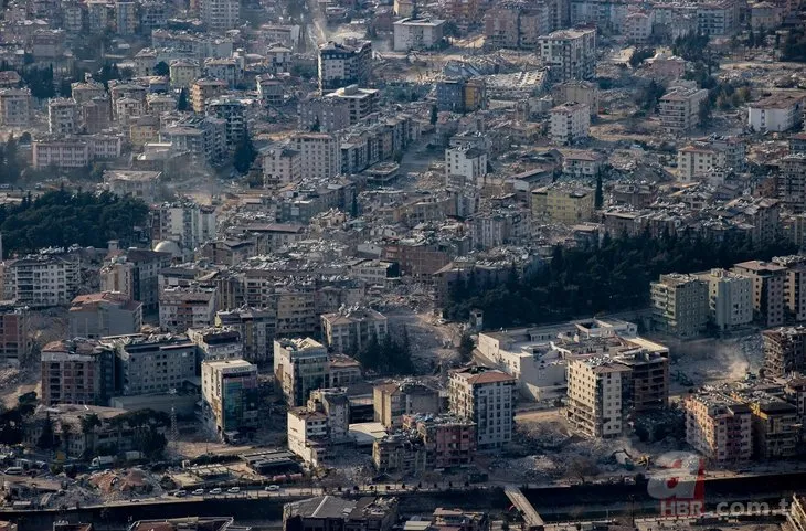 Hatay’daki yıkım Antakya Kalesi’nden görüntülendi