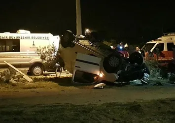 Yol kenarındaki kayaya çarpan araç sürücüsü hayatını kaybetti