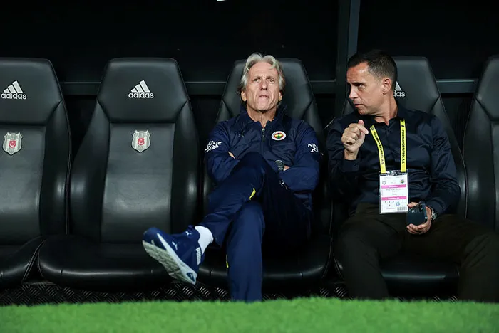 1664744323330.jpg Jorge Jesus'tan derbi sonrası açıklama: Bu sene şampiyonluğa oynayan 5 takım var - 7