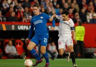 Transferde adı Fenerbahçe ile anılıyordu! Teknik direktörden itiraf gibi açıklama