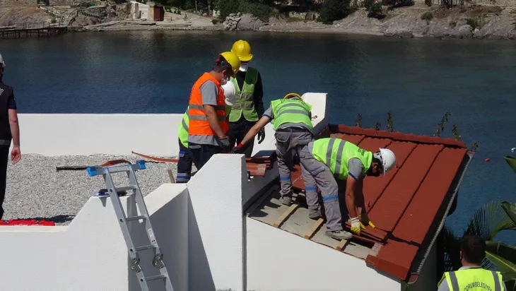 Yılmaz Özdil’in kaçak villasında yıkım başladı! İşte ilk kareler...