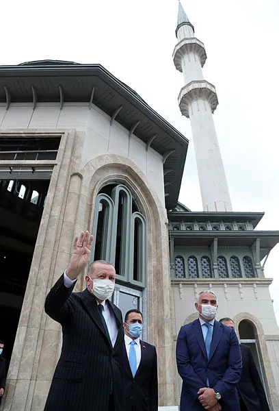 Son dakika: Başkan Erdoğan müjdeyi verdi! Taksim Camisi Ramazan’da AKM, Haziran 2021’de açılacak