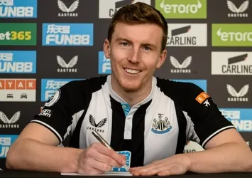 Son dakika: Newcastle United Matt Targett ile anlaştı