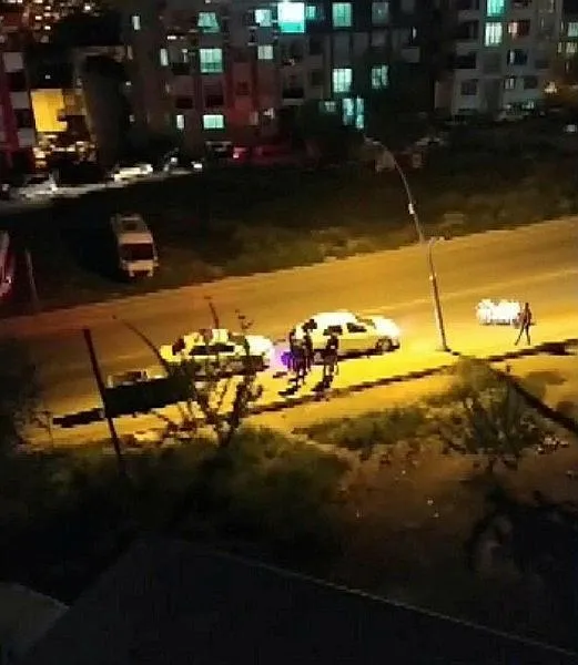 1683187215522.jpeg Başakşehir'de sokak ortasında çatışma! Silahlar dakikalarca patladı - 1