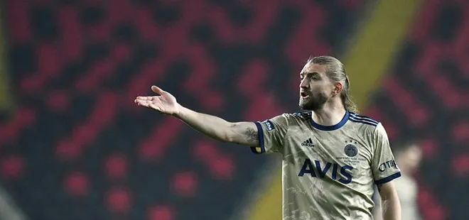 Fenerbahçe’den flaş Caner Erkin kararı