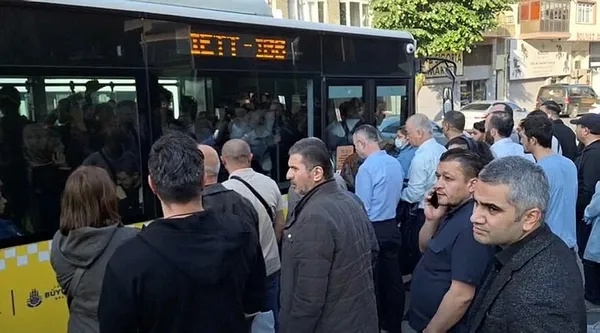 son-dakika-uskudar-cekmekoy-metrosunda-ariza-seferler-iptal-1685602899082.jpg