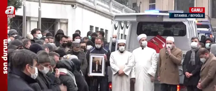 Son kez İBB önünde! Kadir Topbaş’a veda...