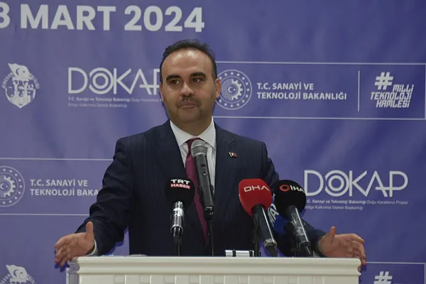 Savunma Sanayii’nde devrim! Bakan Kacır açıkladı: 30’dan fazla ülkeyi Türkiye’nin SİHA ve İHA’ları koruyor