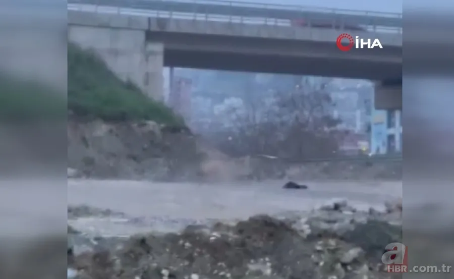 Tedirginlik yaratan görüntü! Çıplak şahsın garip hareketleri kamerada 7