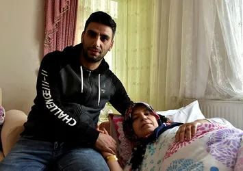 Depremzede anne Başkan Erdoğan sayesinde evladıyla hasret gideriyor: "O dünyanın babası"