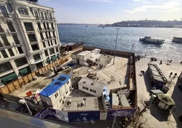 Karaköy'de otopark bilmecesi! CHP'li İBB 13 aydır çivi çakmadı