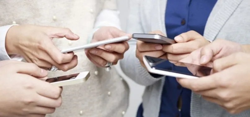 Kadınlar erkeklerden daha fazla telefonsuz kalabiliyor