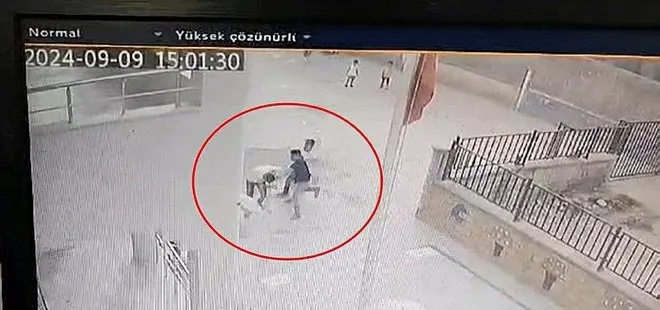 Mardin'de öğretmene yumruklu saldırı!  O anlar kamerada...