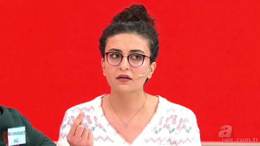 Hikayesiyle yürek yakan minik Ecrin bulundu! Müge Anlı kardeşlerin yüzünü güldürdü 6