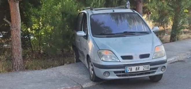 Karabük’te okul servisi ile otomobil çarpıştı: 3 yaralı