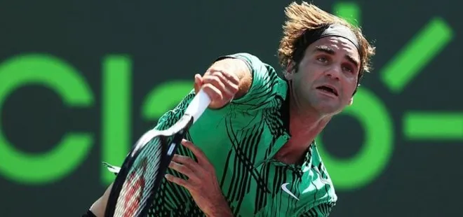 Federer’in bileği bükülmüyor