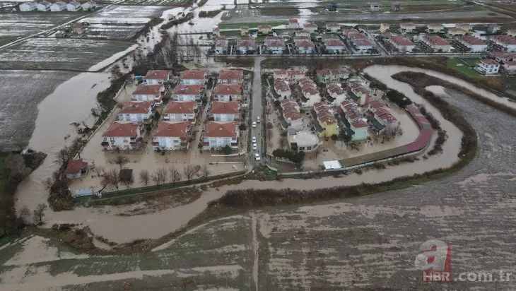 Edirne’deki sağanak yağış sonrası evler su altında kaldı! Enez’de yardım çığlıkları yükseldi