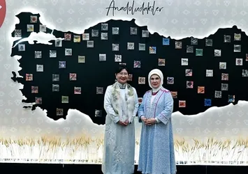 Emine Erdoğan, Moğolistan liderinin eşi Luvsandorj ile bir araya geldi!