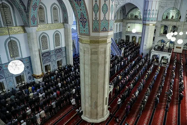 Kahramanmaraş bayram namazı saati 2022: Kahramanmaraş'da Kurban Bayramı namazı saat kaçta kılınacak? Diyanet bayram namazı vakti... - 4