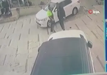 Esenyurt’ta oto fareleri iş başında