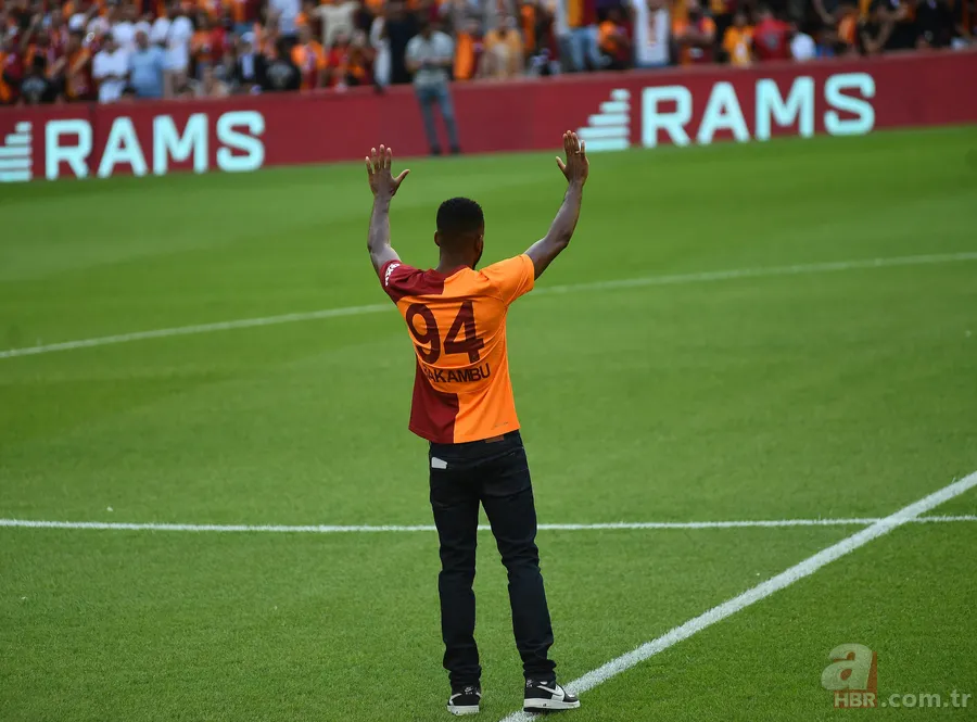 Galatasaray'da Boey sonrası bir ayrılık daha! Yeni takımı belli oldu 14