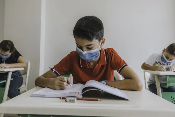 Okullarda tatil ne zaman? 2021 Kasım ayı ara tatil ne zaman? Yarın okullar tatil mi?