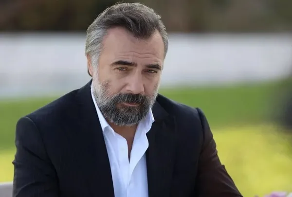 Oktay Kaynarca kimdir? Kim Milyoner Olmak İster yılbaşı konuğu Oktay Kaynarca nereli, kaç yaşında?